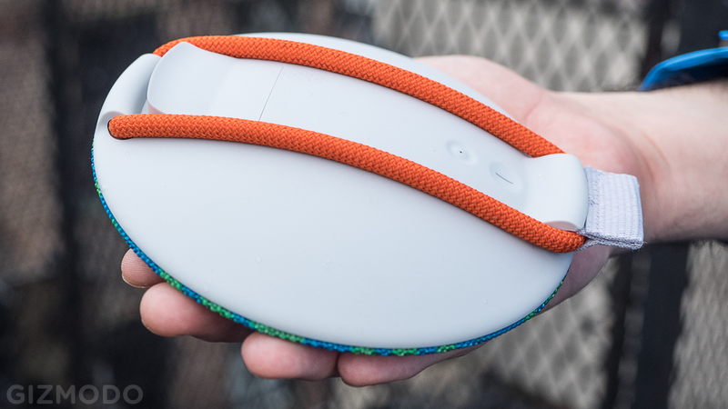 Illustration for article titled This Waterproof Bluetooth Speaker Could Be the New Tiny Champ